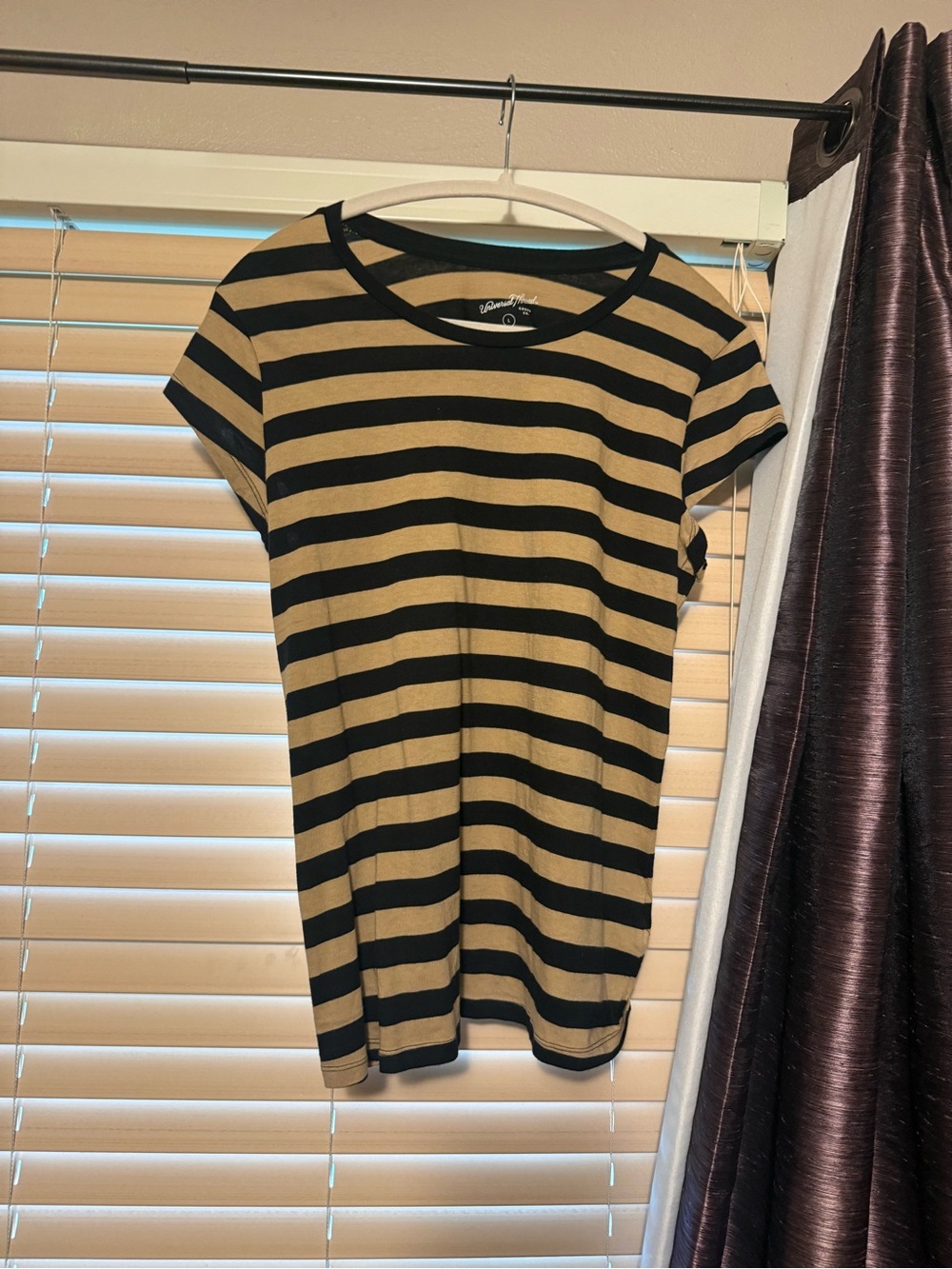 Universal Thread Black and Tan Striped Short Sleeve Tee